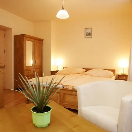Penzion Rezidence Zvon 4*