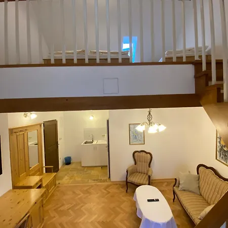 Rezidence Zvon 4* 즈노이모