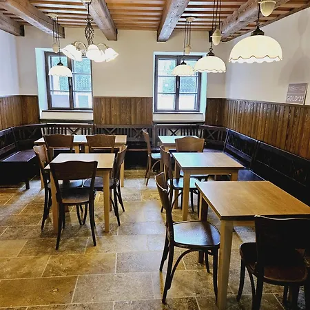 Rezidence Zvon Πανσιόν Znojmo