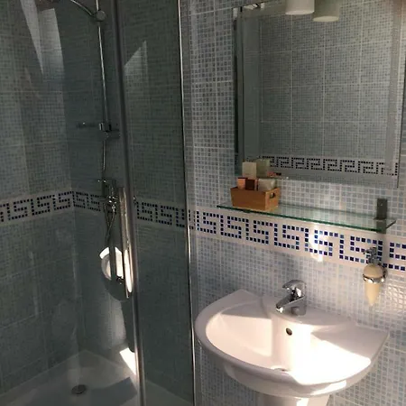 Rezidence Zvon Πανσιόν 4*